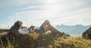 Jak się spakować i co zabrać w góry latem - zobacz poradnik